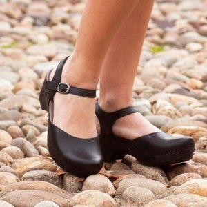 Dansko Sam Black Soft Full Grain Mary Jane Clogs 39